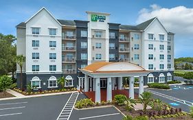 Holiday Inn Express & Suites Lakeland North - i-4